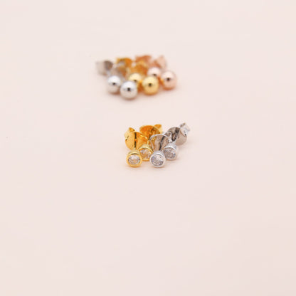 ESSENTIALS Cubic Zirconia Stud Earrings 18k Gold Vermeil