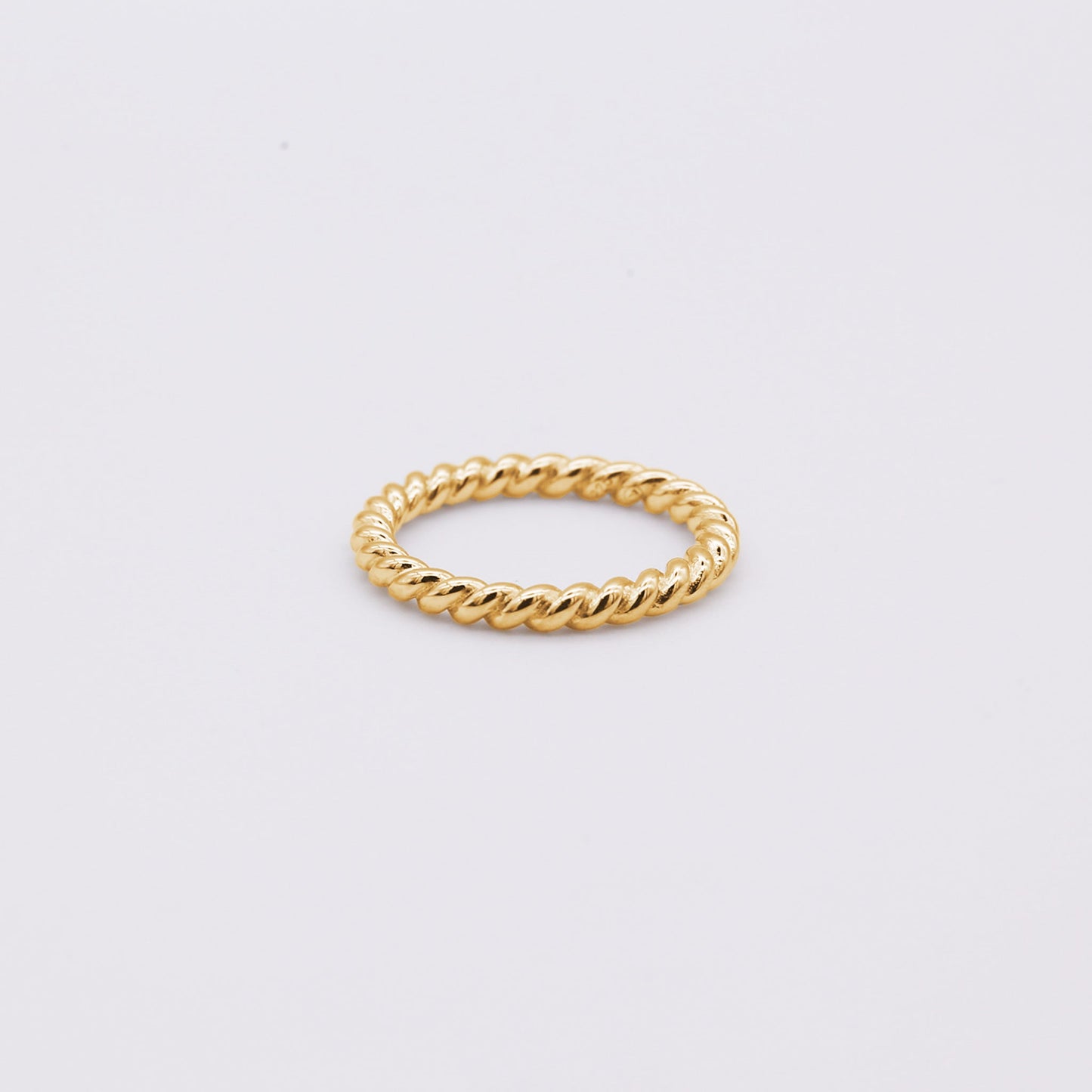 Ring with twisted band, 18k gold vermeil