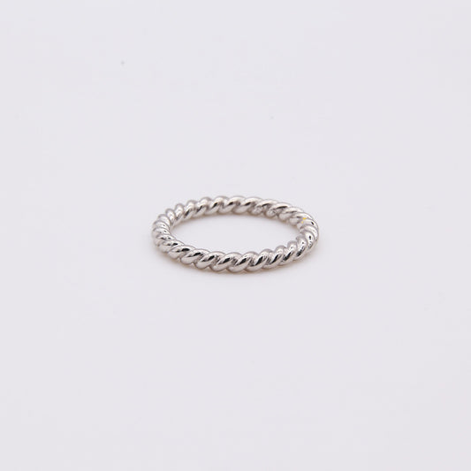 Ring with twisted band, sterling silver